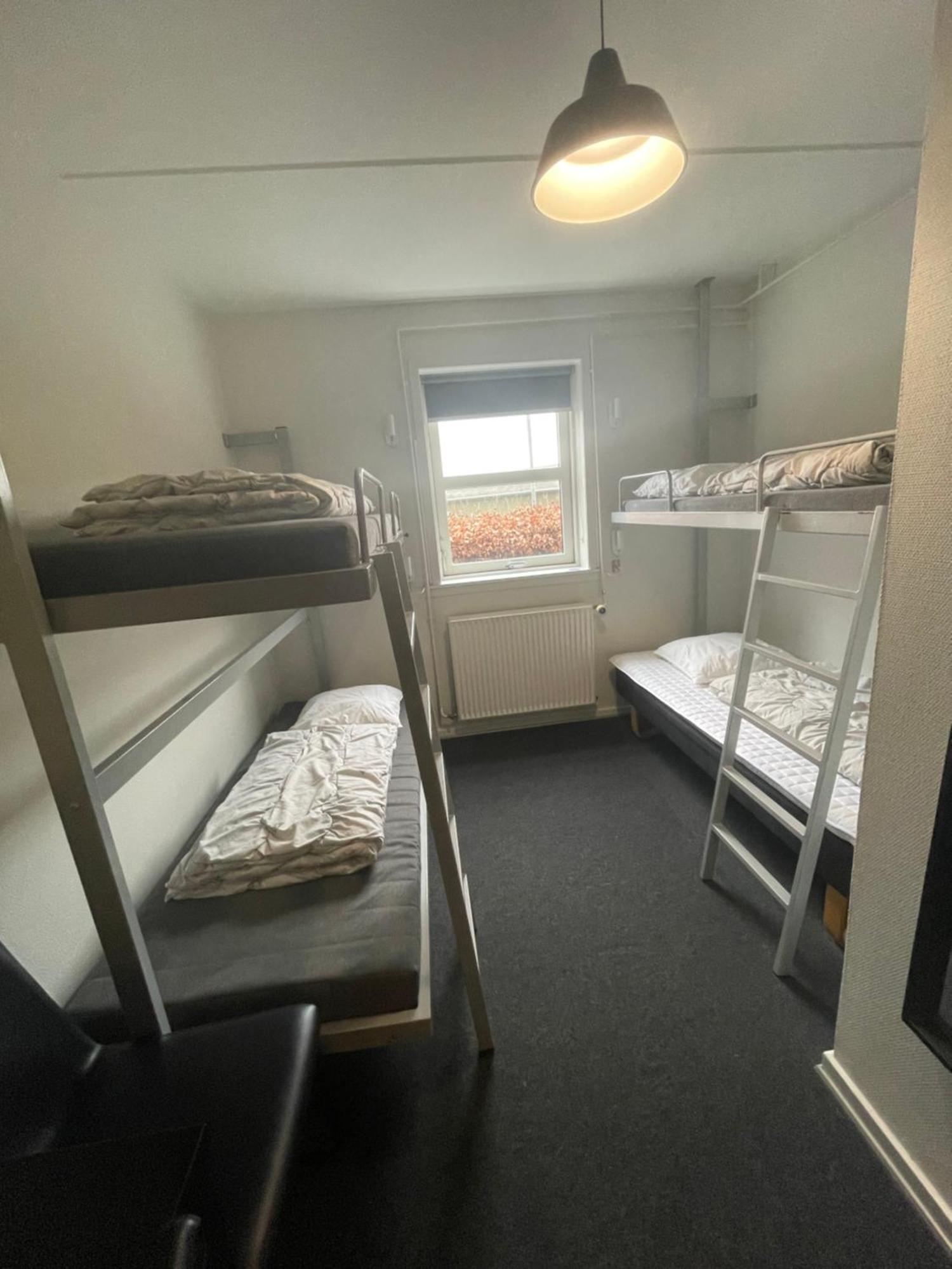 스벤보르 Stoberiet 호스텔 외부 사진 A typical room at the hostel